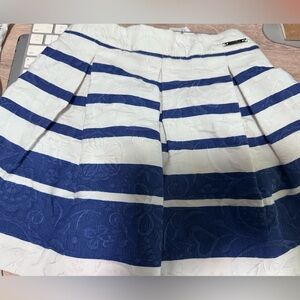 Mayoral girl blue and white skirt toddler size 6